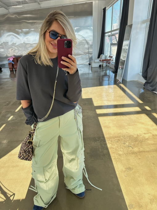 Джинсы-карго зеленые