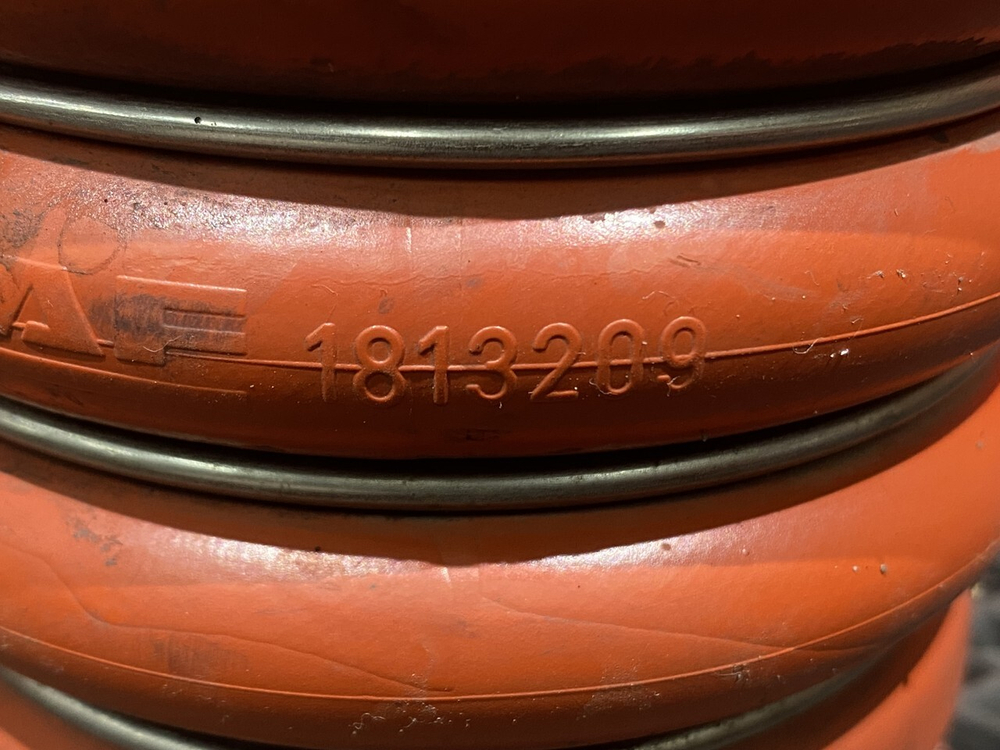 Патрубок интеркулера