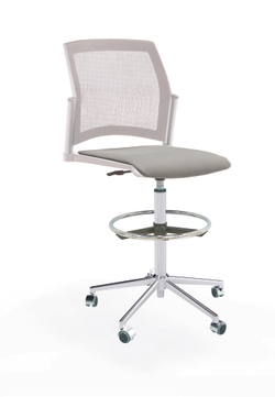 Кресло Rewind каркас хром, пластик белый, база стальная хромированная, без подлокотников, сиденье светло-серое, спинка-сетка