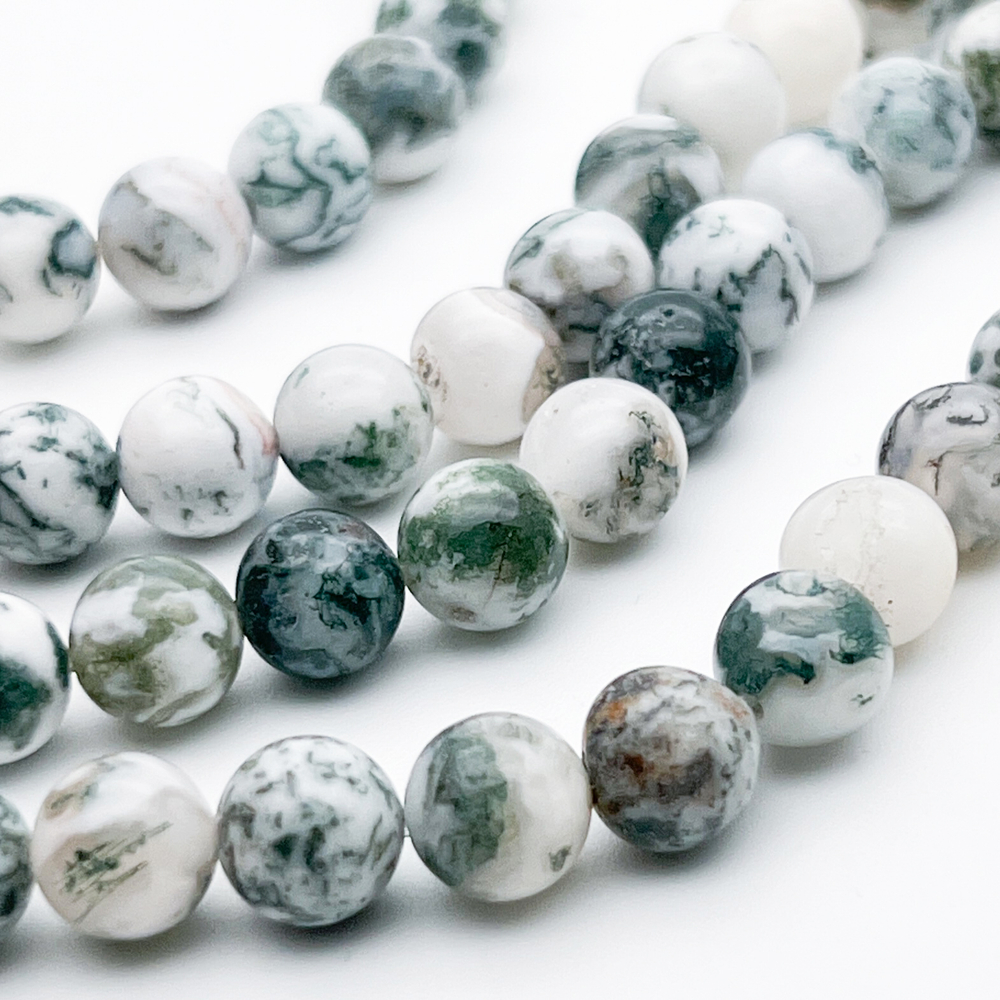Моховый агат бусины (сорт Б), диаметр около 8,2-8,3 мм, цена за 22-23 шт (1/2 нити)