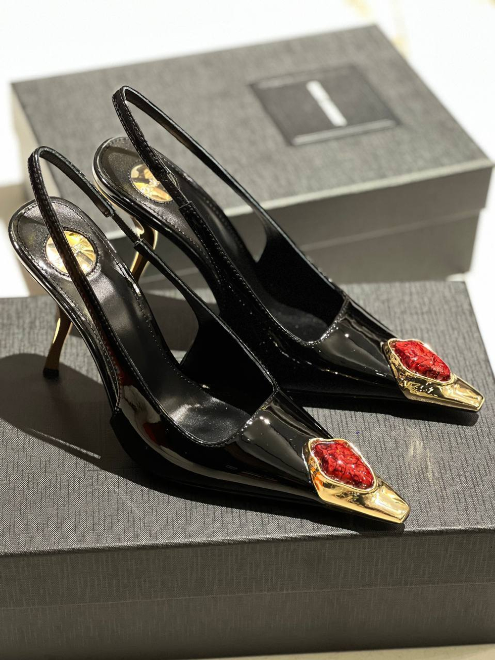 Босоножки Yves Saint Laurent, арт. 467949446