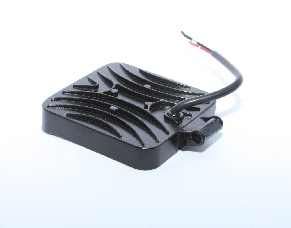 Фара светодиодная 12-24v (80мм х 80мм)