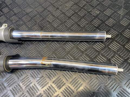 Перья вилки Suzuki GSR400 (GK7DA) (дефект)