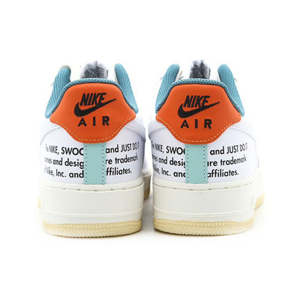Кроссовки Nike Air Force 1 07 LE Starfish