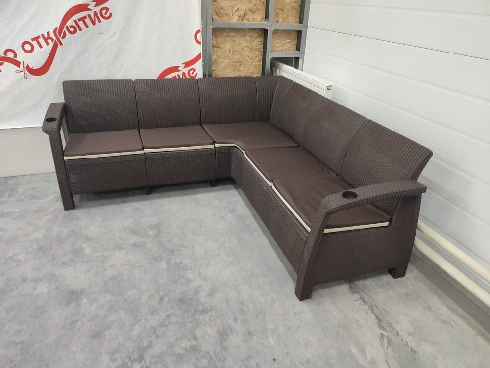Угловой диван Yalta Corner Set под ротанг для лаунж зоны  с подушками на сиденье