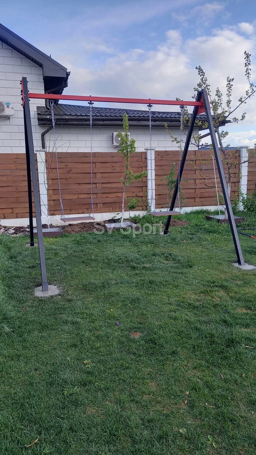 Монтаж уличных качелей Sv Sport