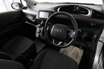 Toyota Sienta, 2018 год