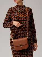 Сумка Deboro 31025 коричневый фундук