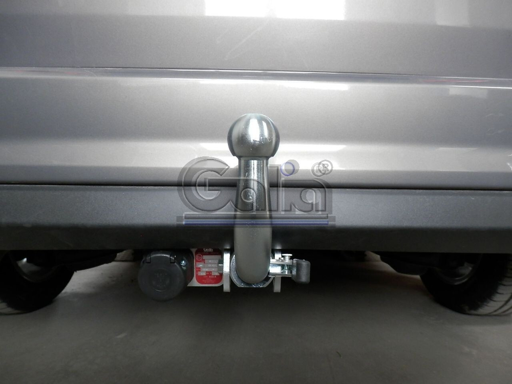 Фаркоп оцинкованный Galia F091C для Ford Focus хетчбек 2004-2011, 2011-, Ford C-MAX 2003-2011, 2011-(паспорт и сертификат в комплекте)(без электрики)