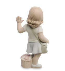 Pavone JP-45/23 Фигурка Девочка «Хочу быть взрослой»