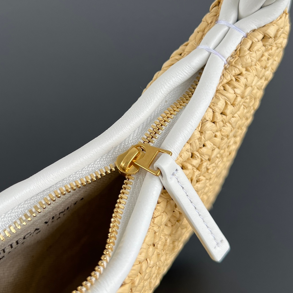 Bottega Veneta Small Gemelli 24 cm