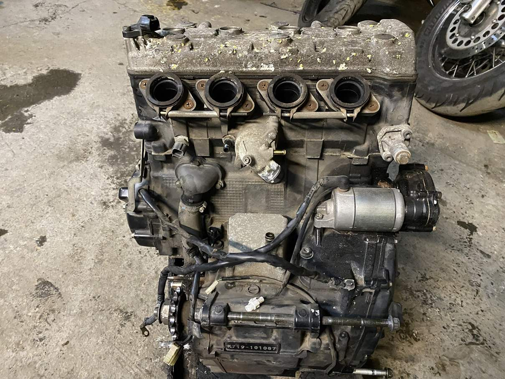 Двигатель Suzuki GSR400 GK7DA