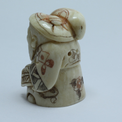 Нэцкэ Дзюродзин с мешком риса и веером