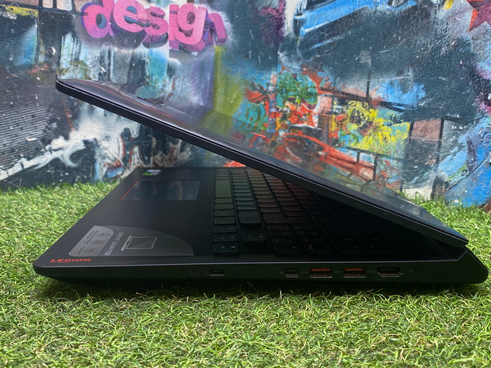 Игровой Lenovo i7-7/16Gb/GTX 1060 6Gb/FHD/Legion Y720-15IKB 80VR008ARK/Windows 10