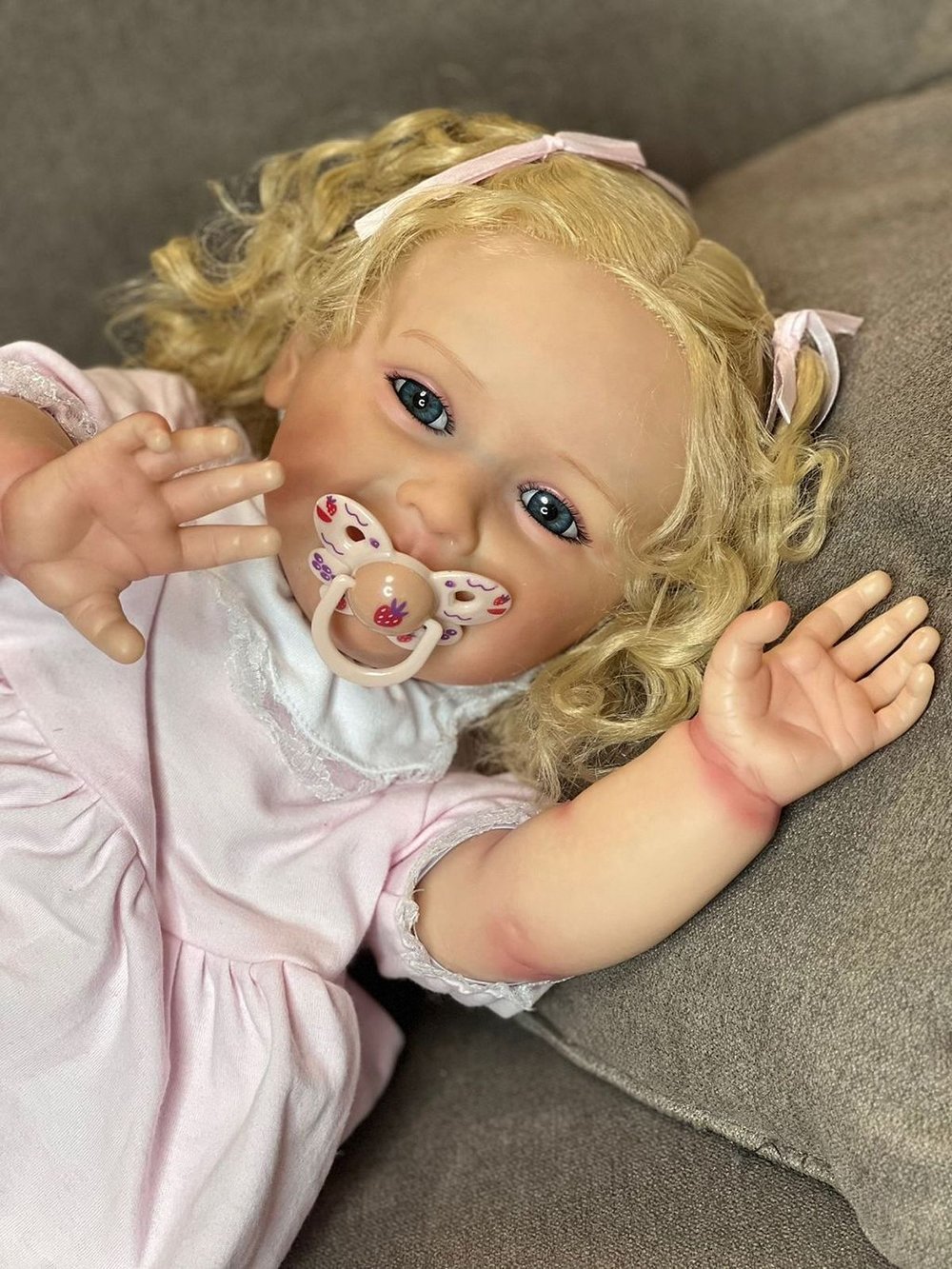 Кукла Реборн мягконабивная 60см в пакете (FA-580)