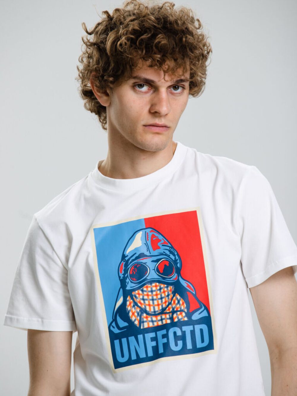 Футболка Unaffected Morty Экрю