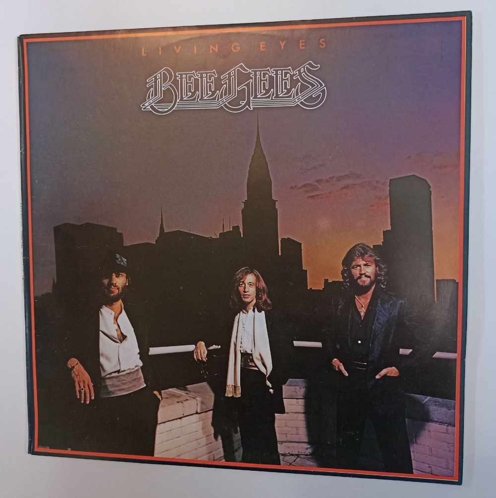 Винтажная виниловая пластинка LP Bee Gees Living Eyes (Болгария 1984)