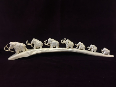 Семь мамонтов, композиция