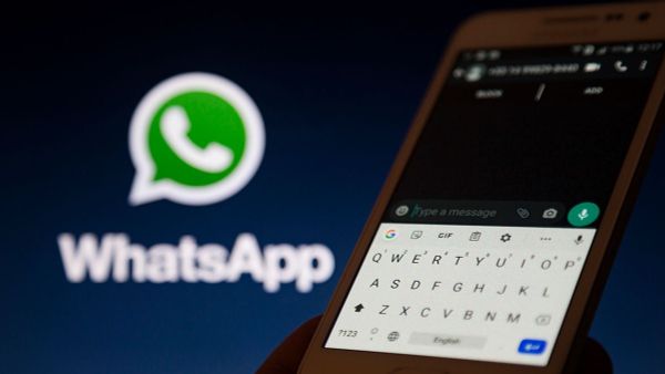 WhatsApp внес изменения в свои политики конфиденциальности и обязуется хранить данные российских пользователей на серверах в стране.