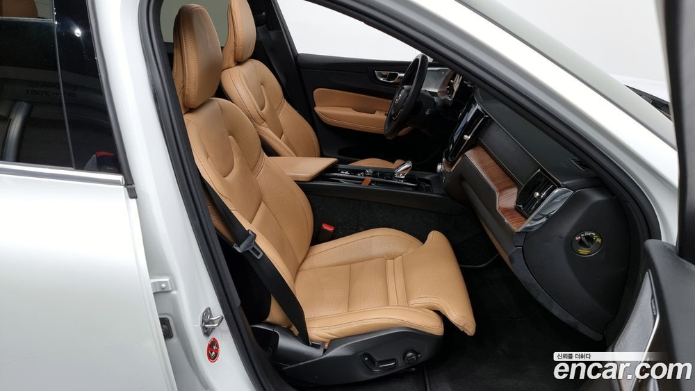 Volvo XC60 2 Generation T8 Inscription (02.2021)