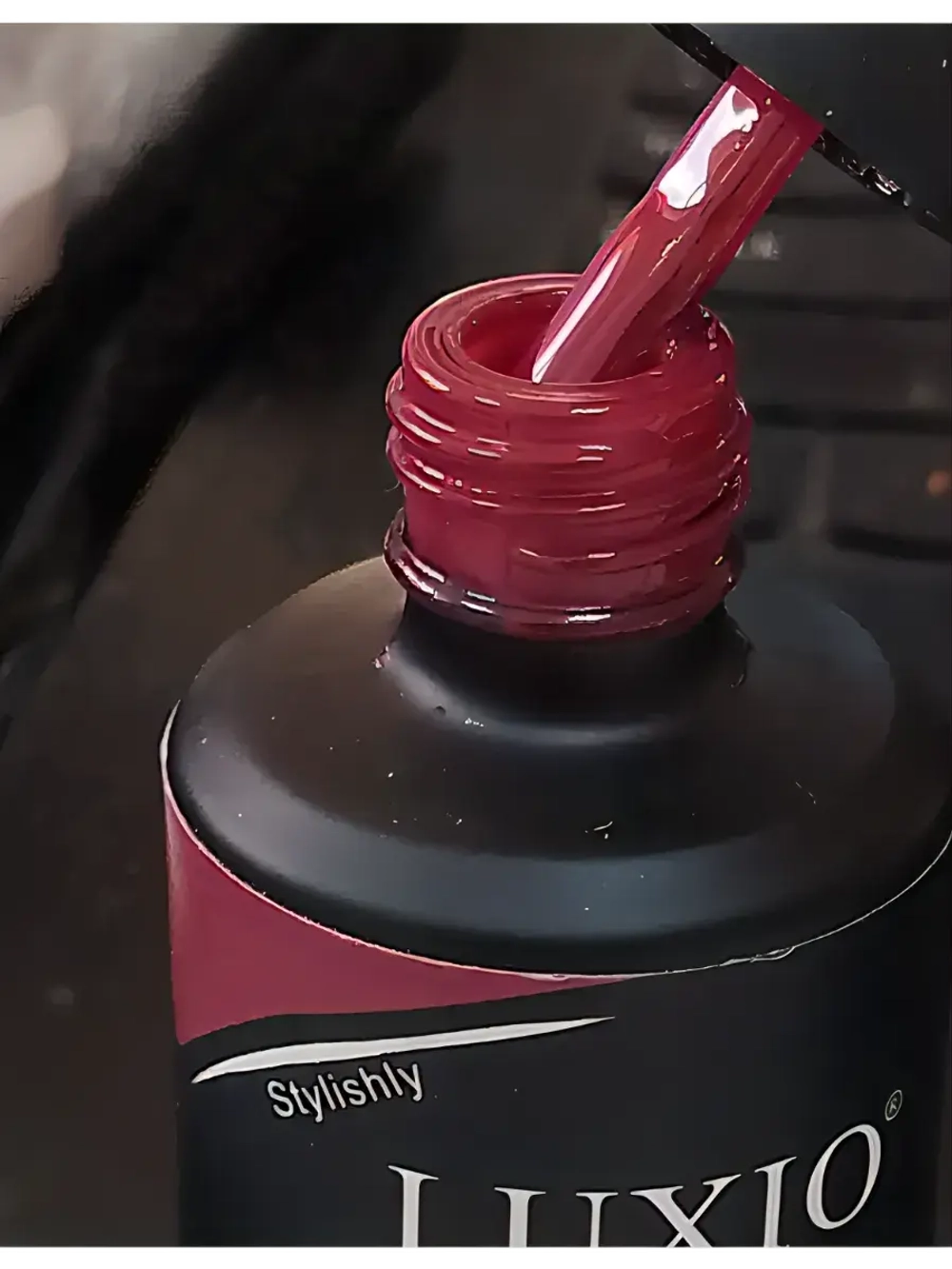 Гель лак Luxio Stylishly для ногтей 15 мл