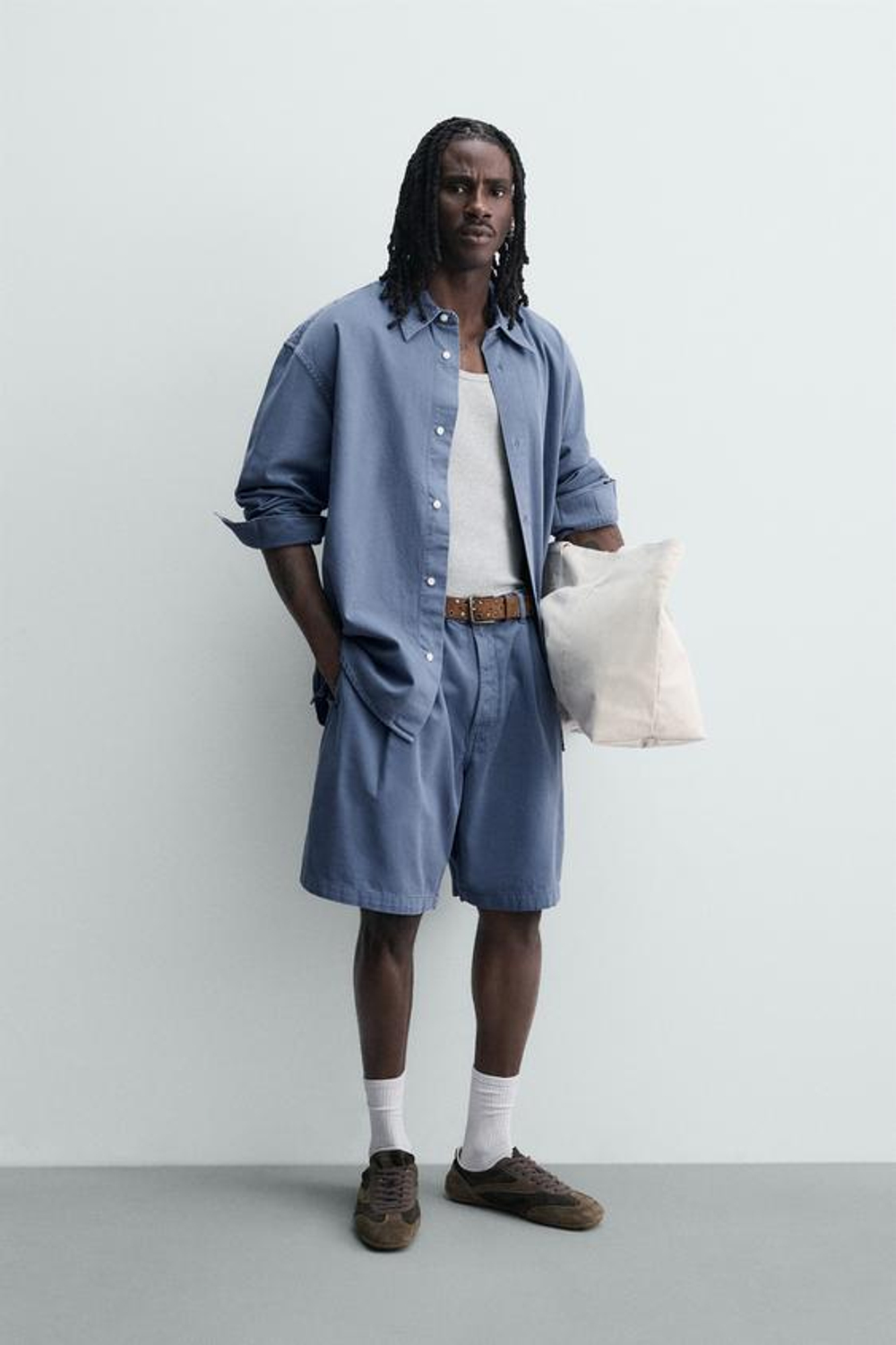 ZARA ШОРТЫ С ЭФФЕКТОМ ПОТЕРТОСТИ И СКЛАДКАМИ, СИНИЙ МЕЛАНЖ