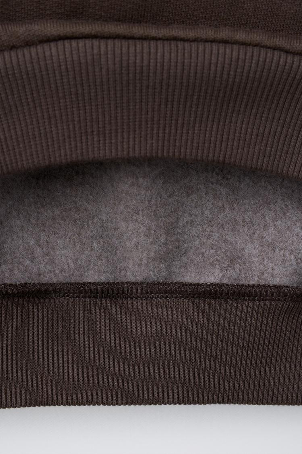 ZARA КОМПЛЕКТ ИЗ ТОЛСТОВКИ И БРЮК С ПРИНТОМ, ОТТЕНКИ КОРИЧНЕВОГО