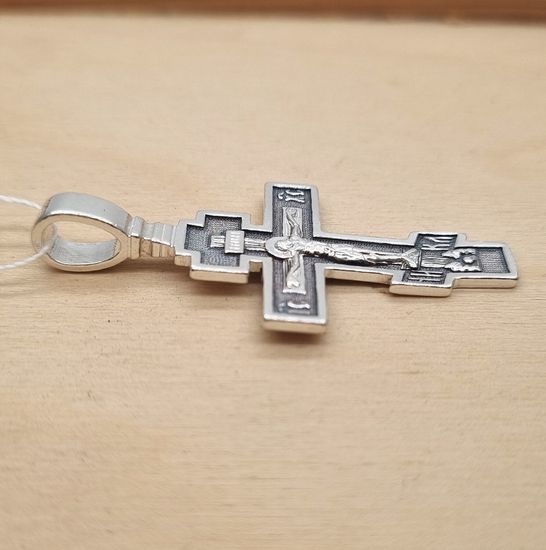 Православный крест. Распятие Христово. Кресту твоему поклоняемся