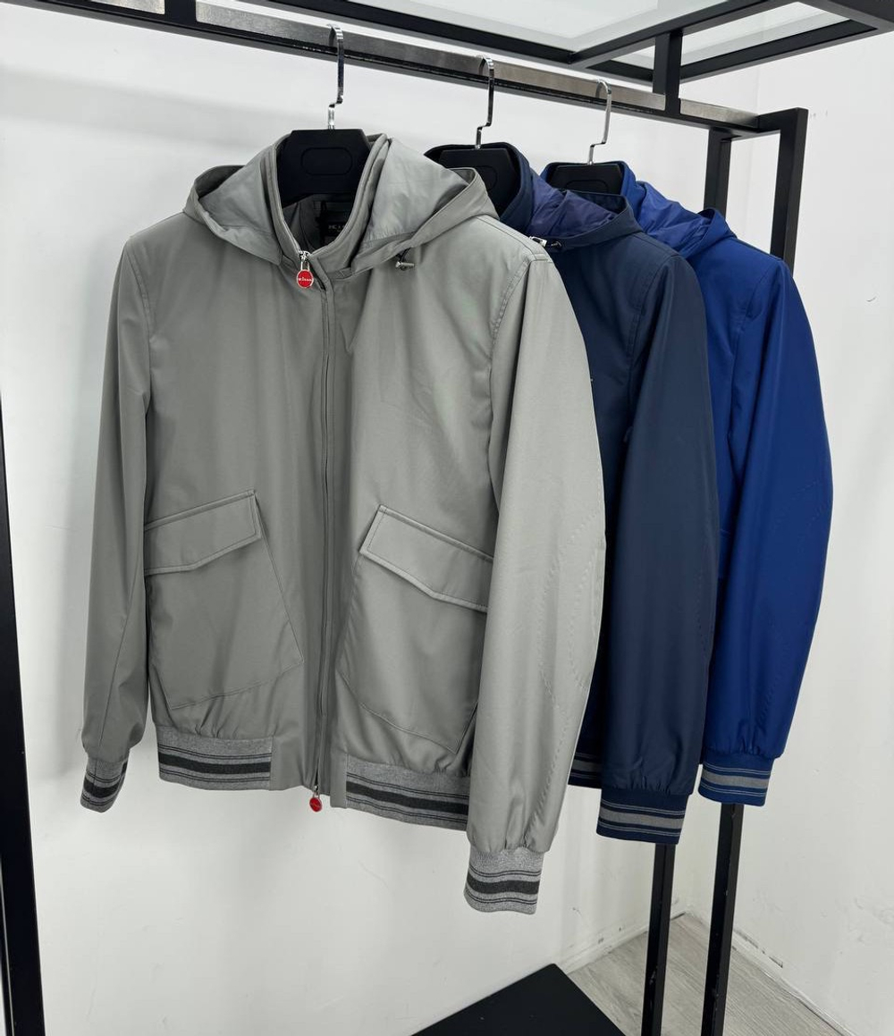 Ветровка Kiton