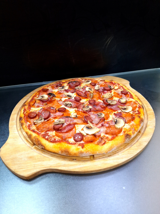 Пицца Мега мясная 25 см