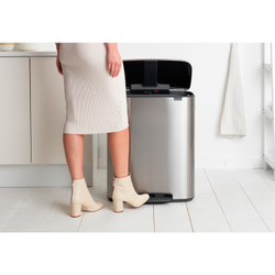 Мусорный бак Bo Pedal Bin 2x30л Brabantia Стальной матовый Fingerprint Proof