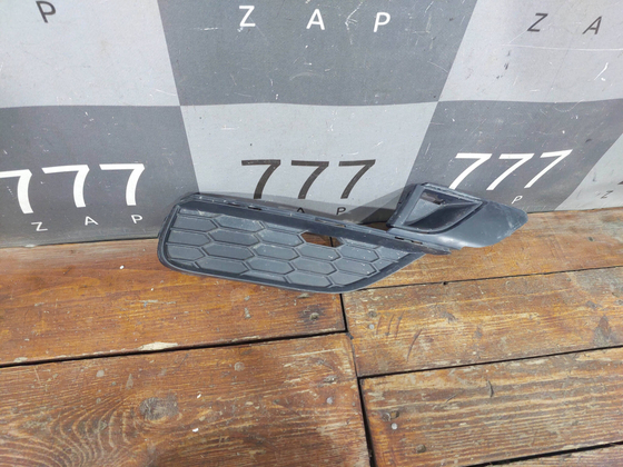 Накладка переднего бампера правая Honda CR-V 4 (RE, RM) 14-18 Б/У Оригинал 71103T1VE5