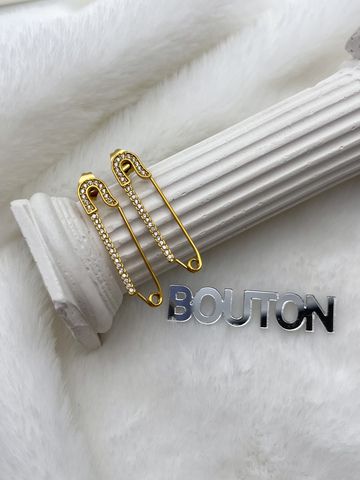 Серьги золотистые Гвоздики/Пусеты в форме 