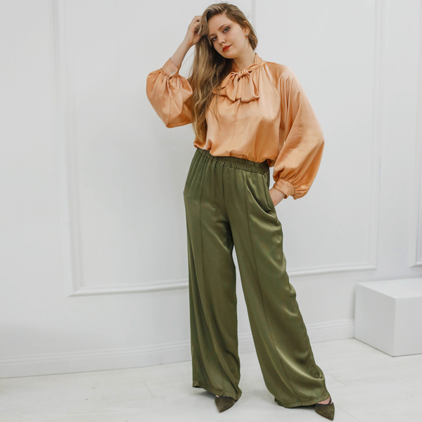 Брюки стрелка цвет олива, Италия