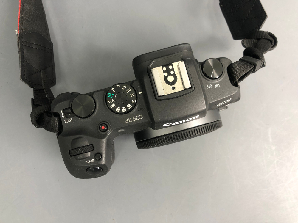 Canon EOS RP (3.000 кадров)