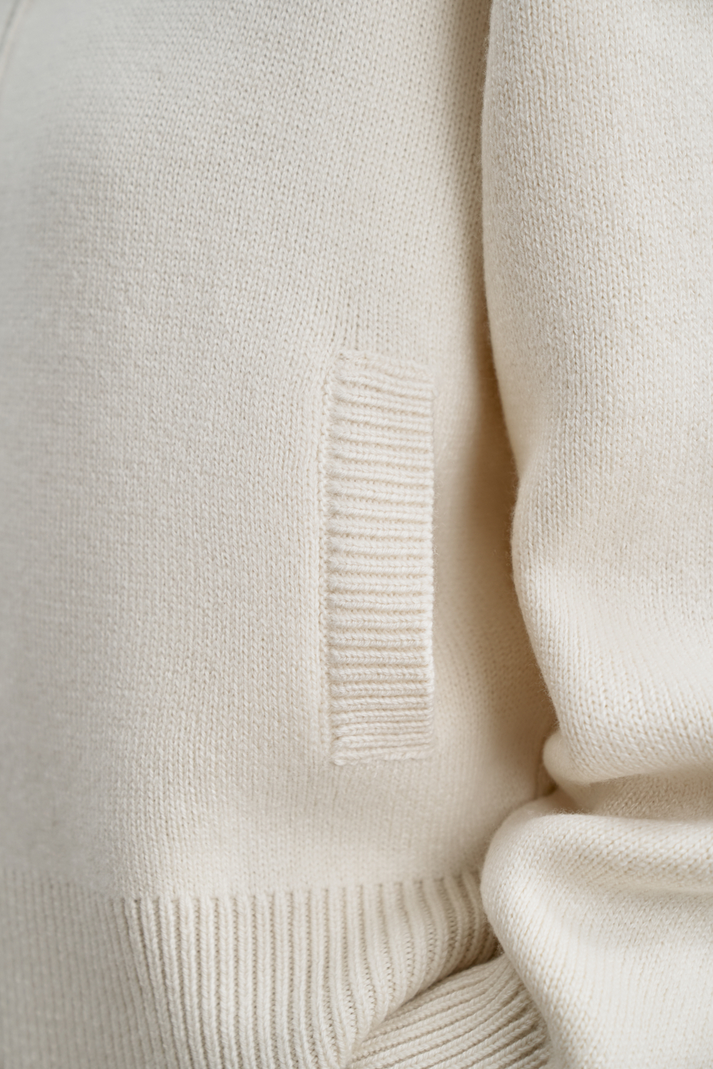 Бомбер DEEMA, молочный