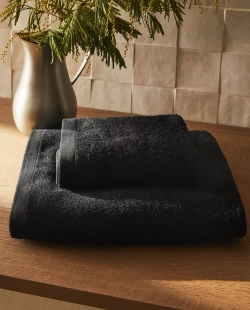 ZARA HOME ОДНОТОННОЕ ПОЛОТЕНЦЕ, ЧЕРНЫЙ