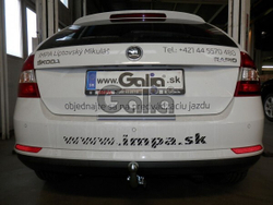 Фаркоп оцинкованный Galia S104A для Skoda Rapid лифтбек/универсал 2013-, SEAT Toledo седан 2013-(паспорт и сертификат в комплекте)(без электрики)