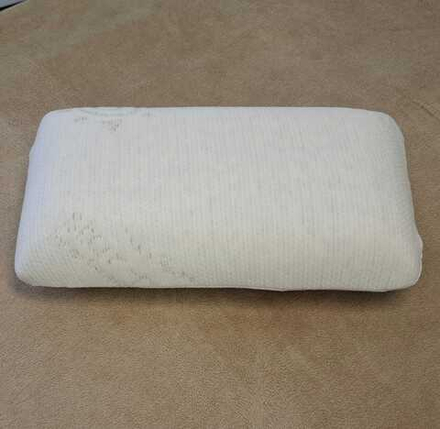 Ортопедическая дорожная подушка Luxus Reisekissen Memoryschaum