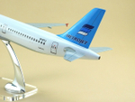 Модель самолета Airbus A321 (М1:100, Metrojet)