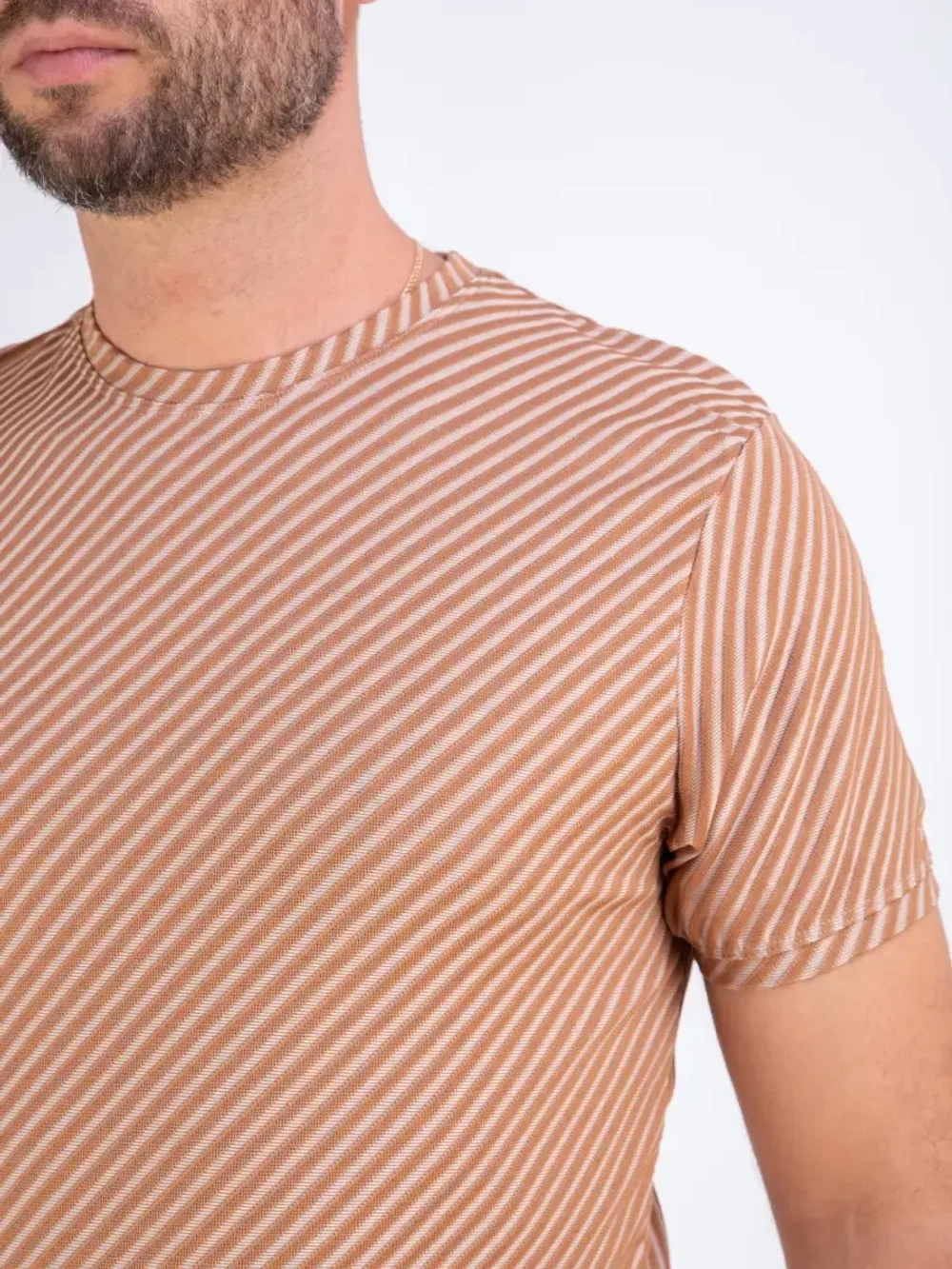 Футболка мужская однотонная базовая