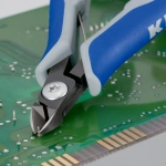Прецизионные кусачки боковые для электроники чернёные 120 мм Knipex 79 22 120