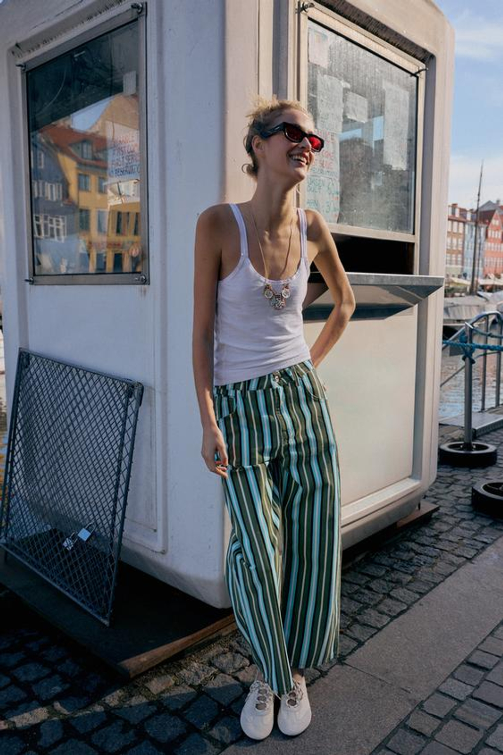 Z1975 ДЖИНСЫ С НИЗКОЙ ТАЛИЕЙ И ПОЛОСКАМИ - ZARA