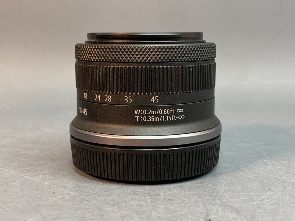 Canon EOS R10 Kit RF-S 18-45mm F4.5-6.3 IS STM 4000 кадров