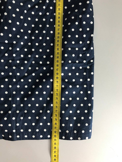 Платье Oodji в горошек модное, визуально на 40 размер