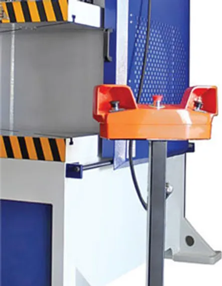 Пресс гидравлический с С-образной станиной Hidroliksan CFS 30