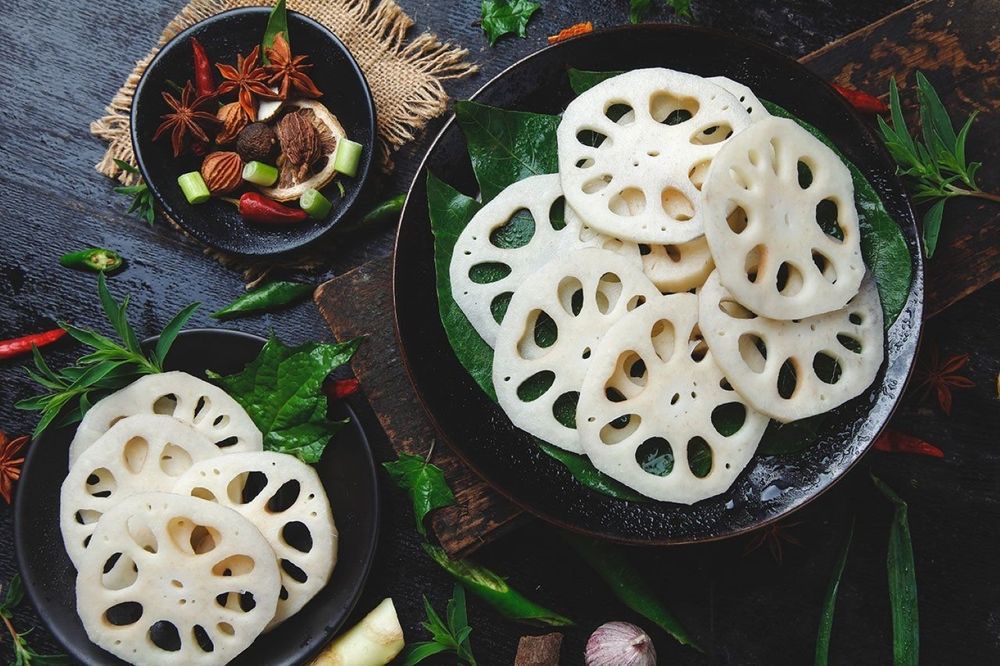 Yingkeyuan Корень лотоса маринованный 1,5 кг