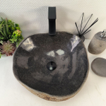 Раковина из речного камня RS-65223 44*42*15 0861