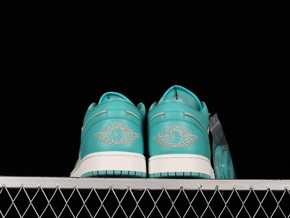 Jordan 1 Low Tropical Teal