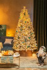 Заснеженная елка с гирляндой «Алтайская» теплый свет (Литая) 240 см / 2,4 м